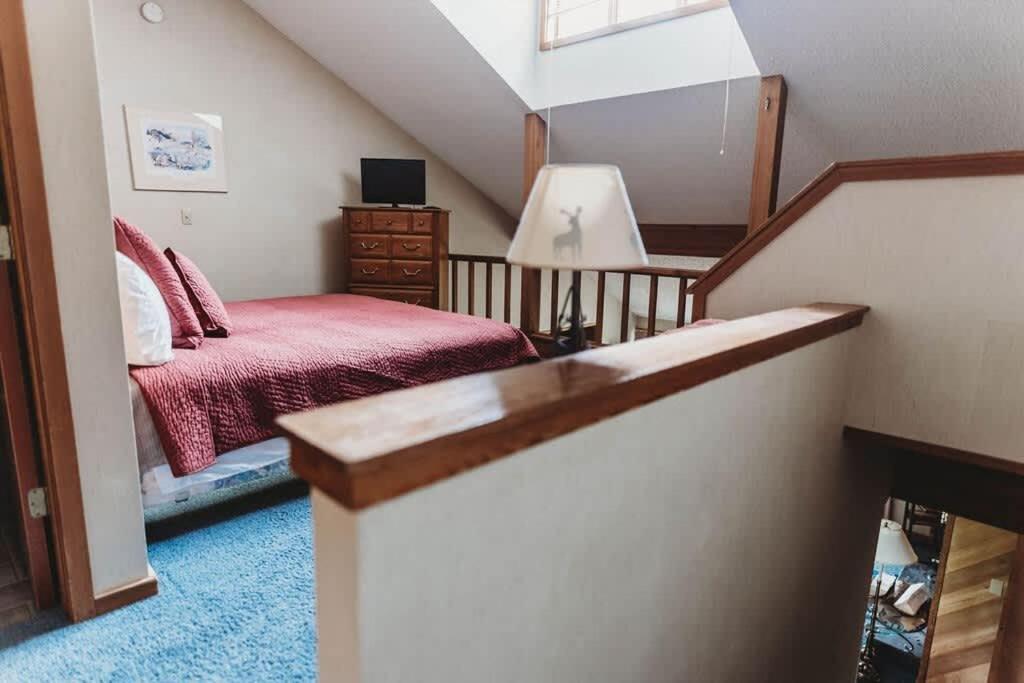 Top Floor Luxury, Sauna, Private Pool, Lake Bellaire Beach, 5 Beds, 4 Full Bath Buitenkant foto