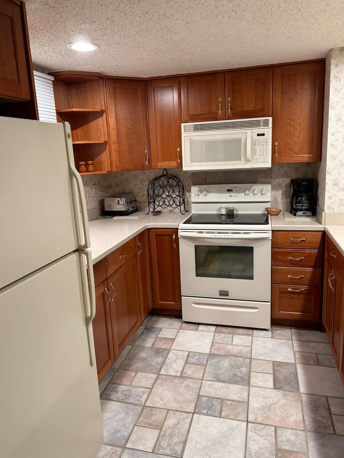 Top Floor Luxury, Sauna, Private Pool, Lake Bellaire Beach, 5 Beds, 4 Full Bath Buitenkant foto