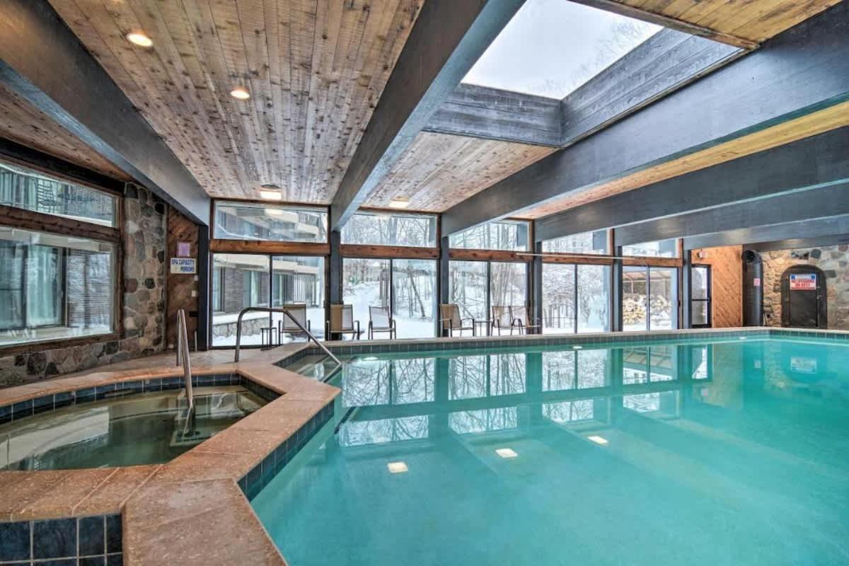 Top Floor Luxury, Sauna, Private Pool, Lake Bellaire Beach, 5 Beds, 4 Full Bath Buitenkant foto