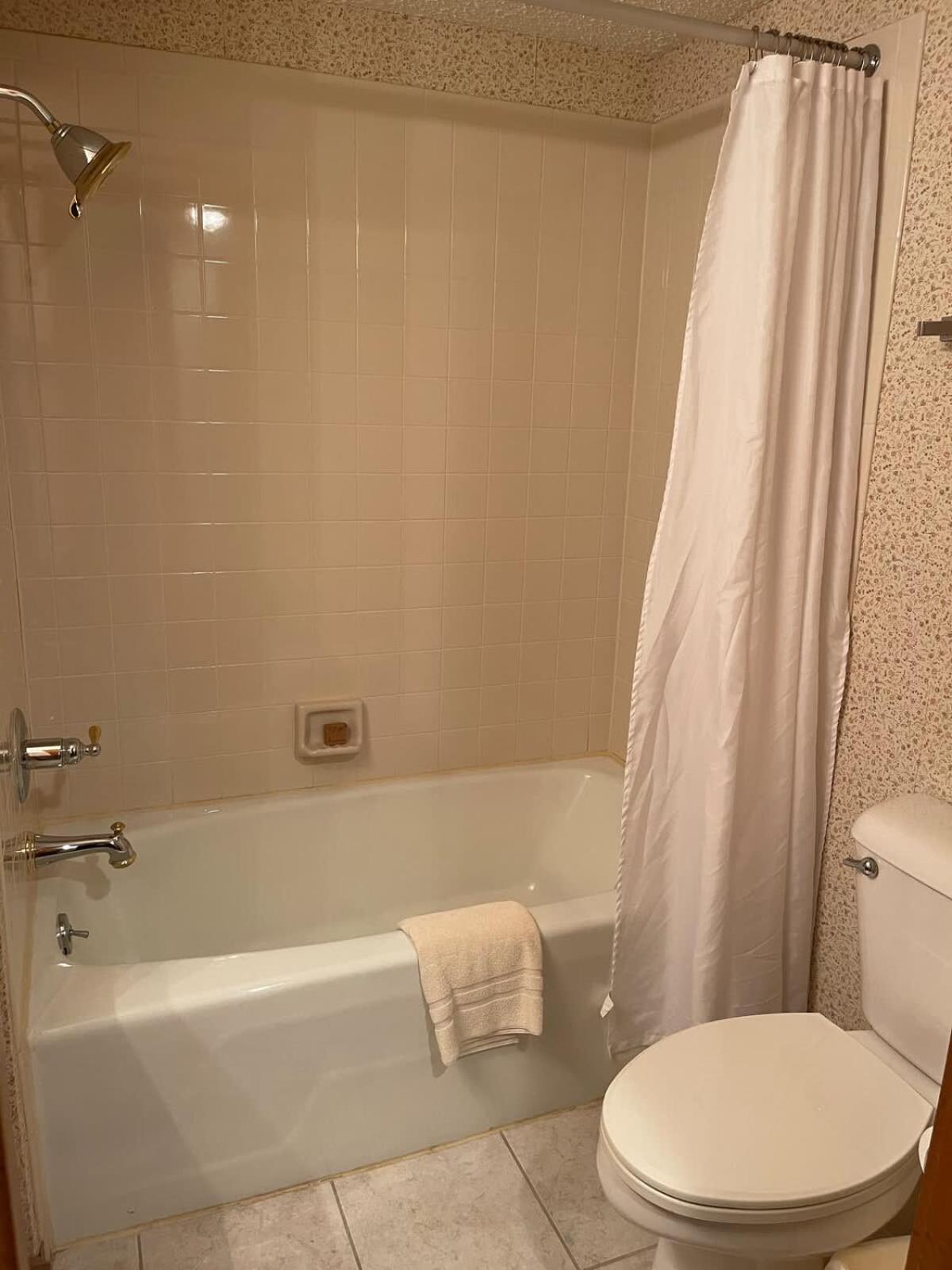 Top Floor Luxury, Sauna, Private Pool, Lake Bellaire Beach, 5 Beds, 4 Full Bath Buitenkant foto