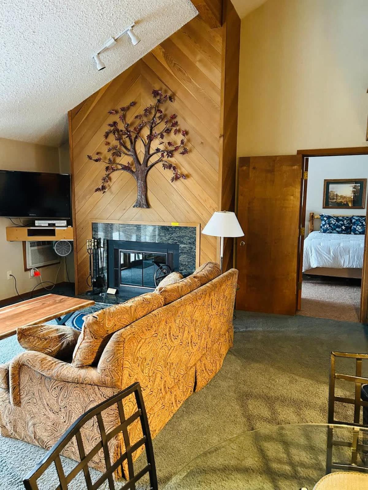 Top Floor Luxury, Sauna, Private Pool, Lake Bellaire Beach, 5 Beds, 4 Full Bath Buitenkant foto